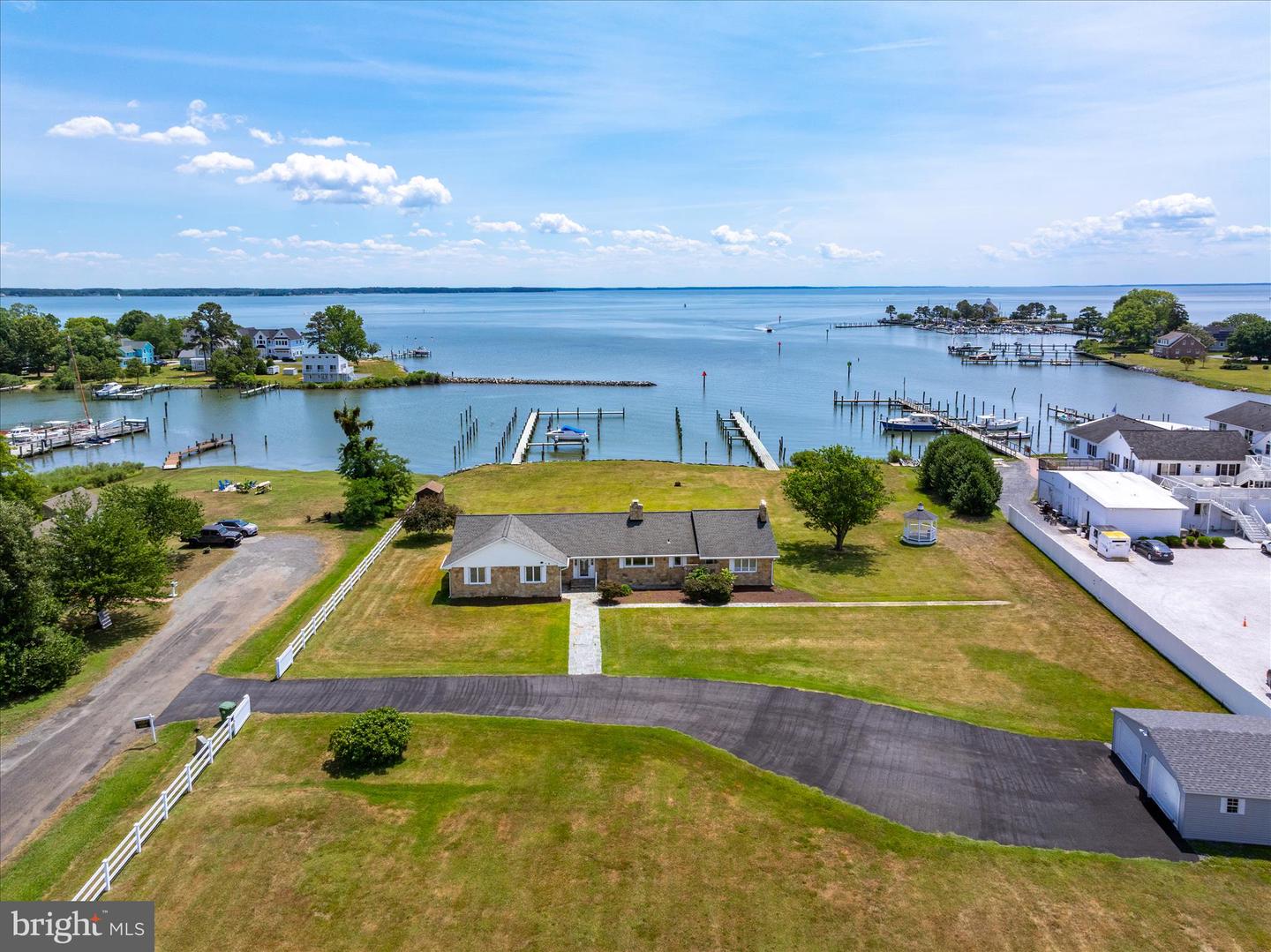 21441 Dogwood Cove Road