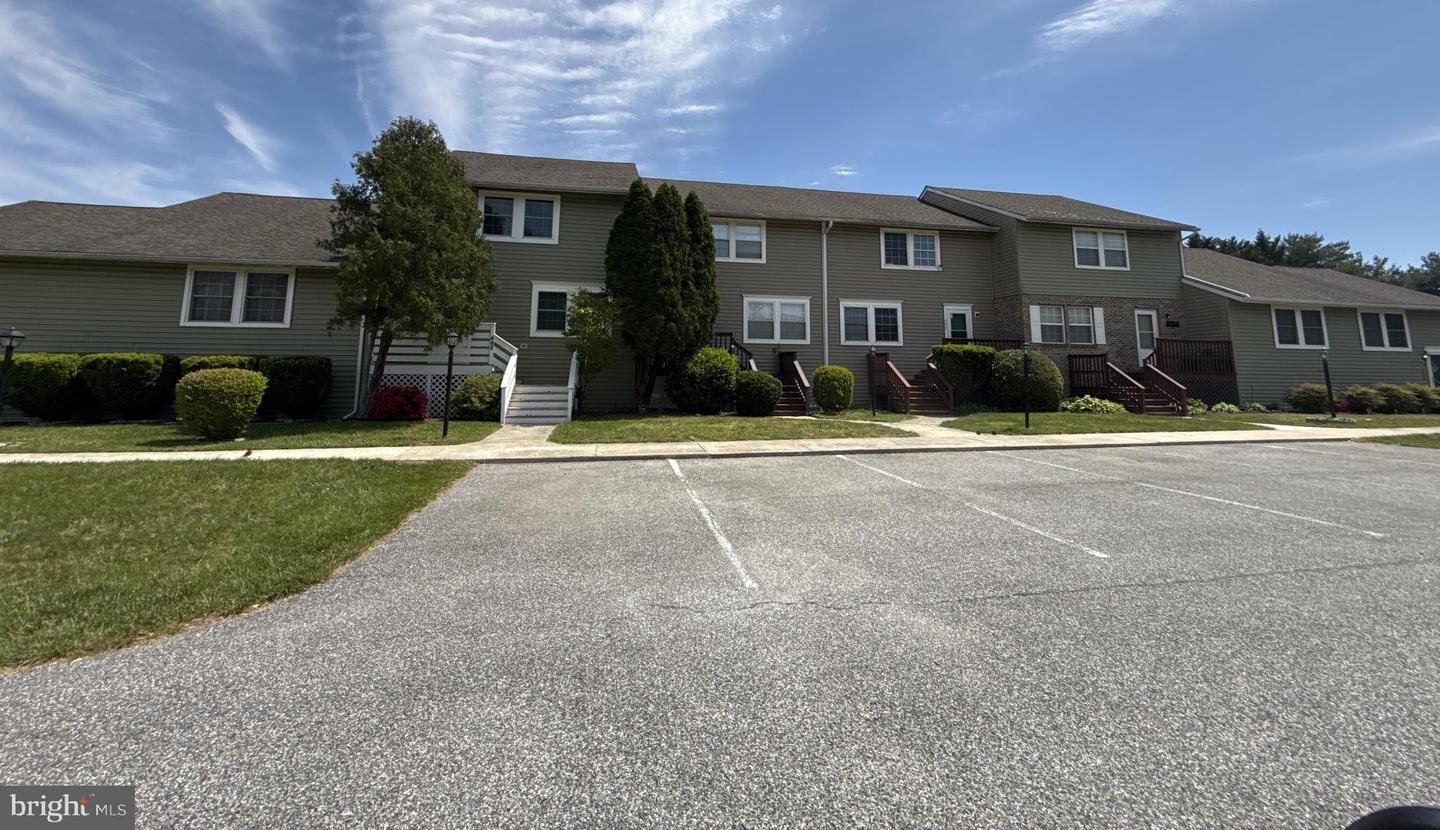 29595 Dutchmans Lane #603