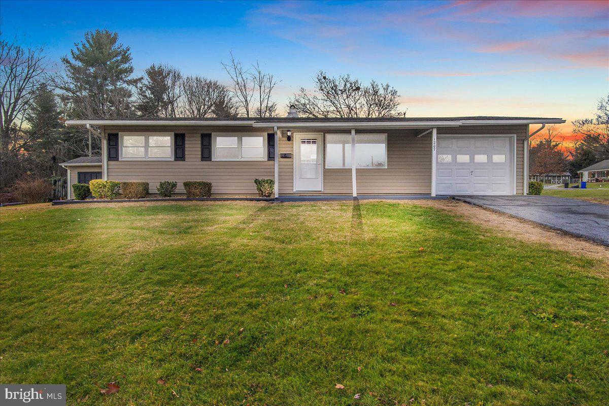 1207 Outer Drive, Hagerstown