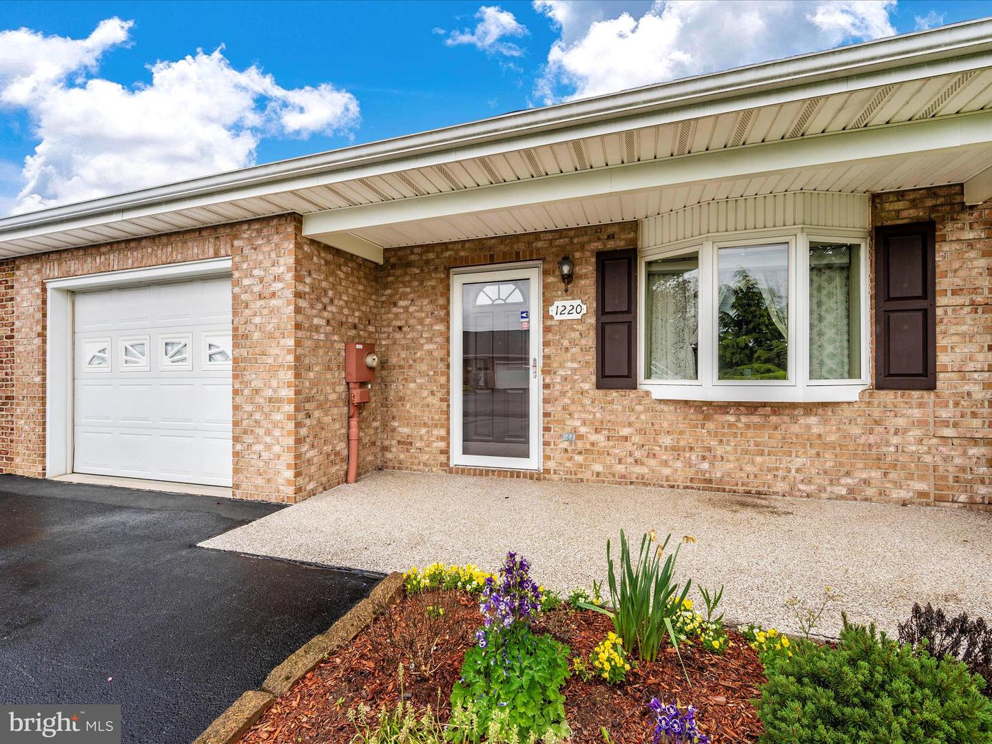 1220 Hunters Woods Drive, Hagerstown