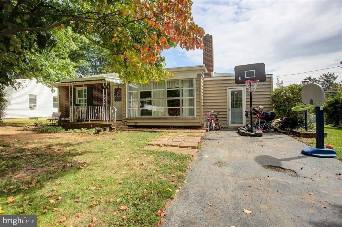 11307 Greenberry Road, Hagerstown