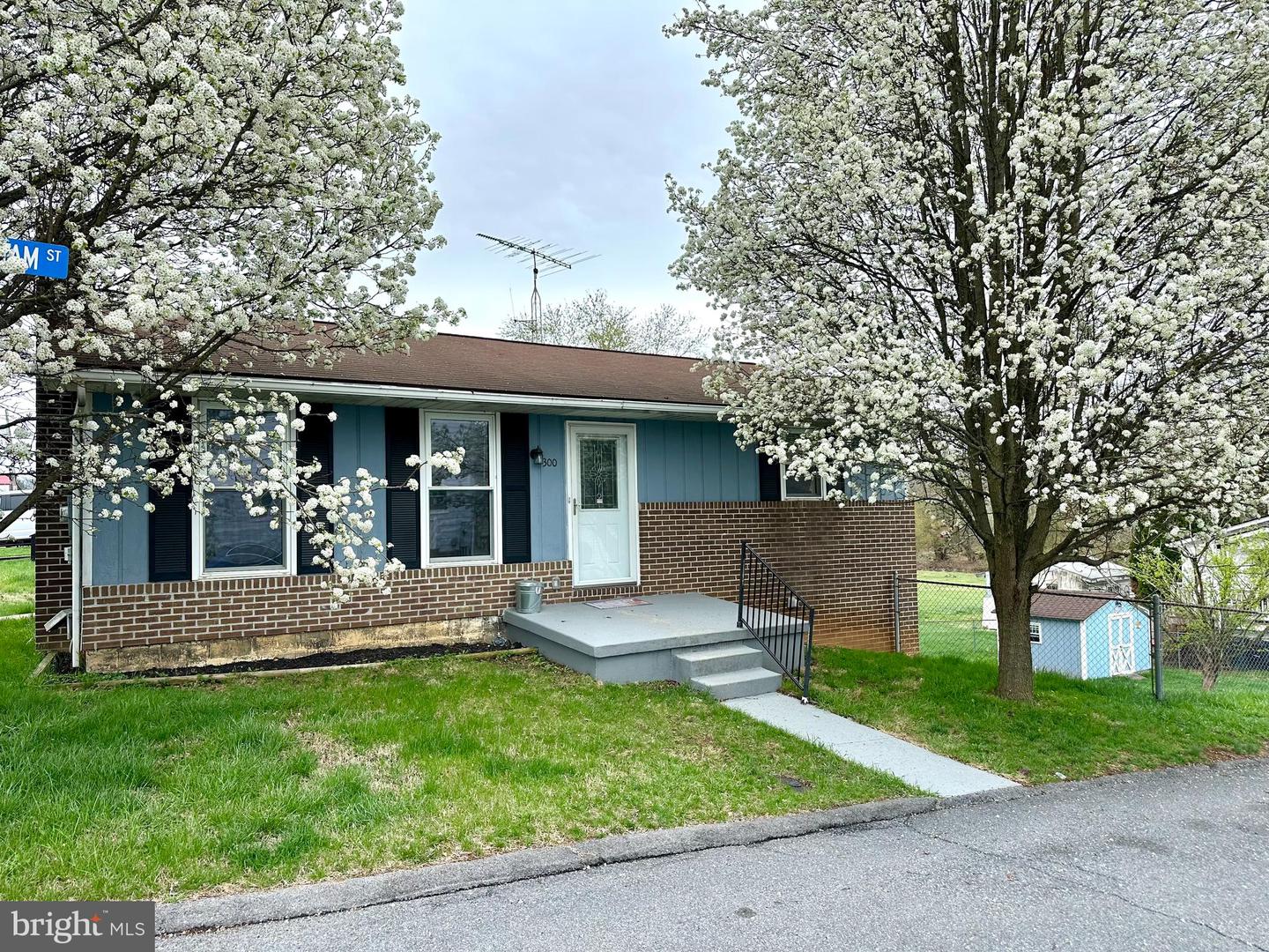 300 S Antietam Street, Funkstown