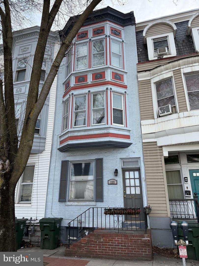 123 E Washington Street, Hagerstown