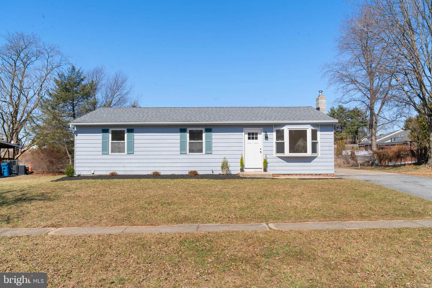 6 W Douglas Court, Smithsburg