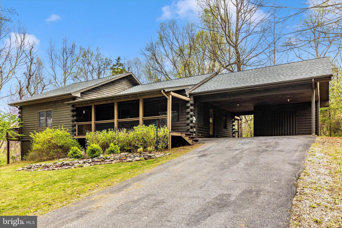 6123 Lockhouse Drive, Sharpsburg