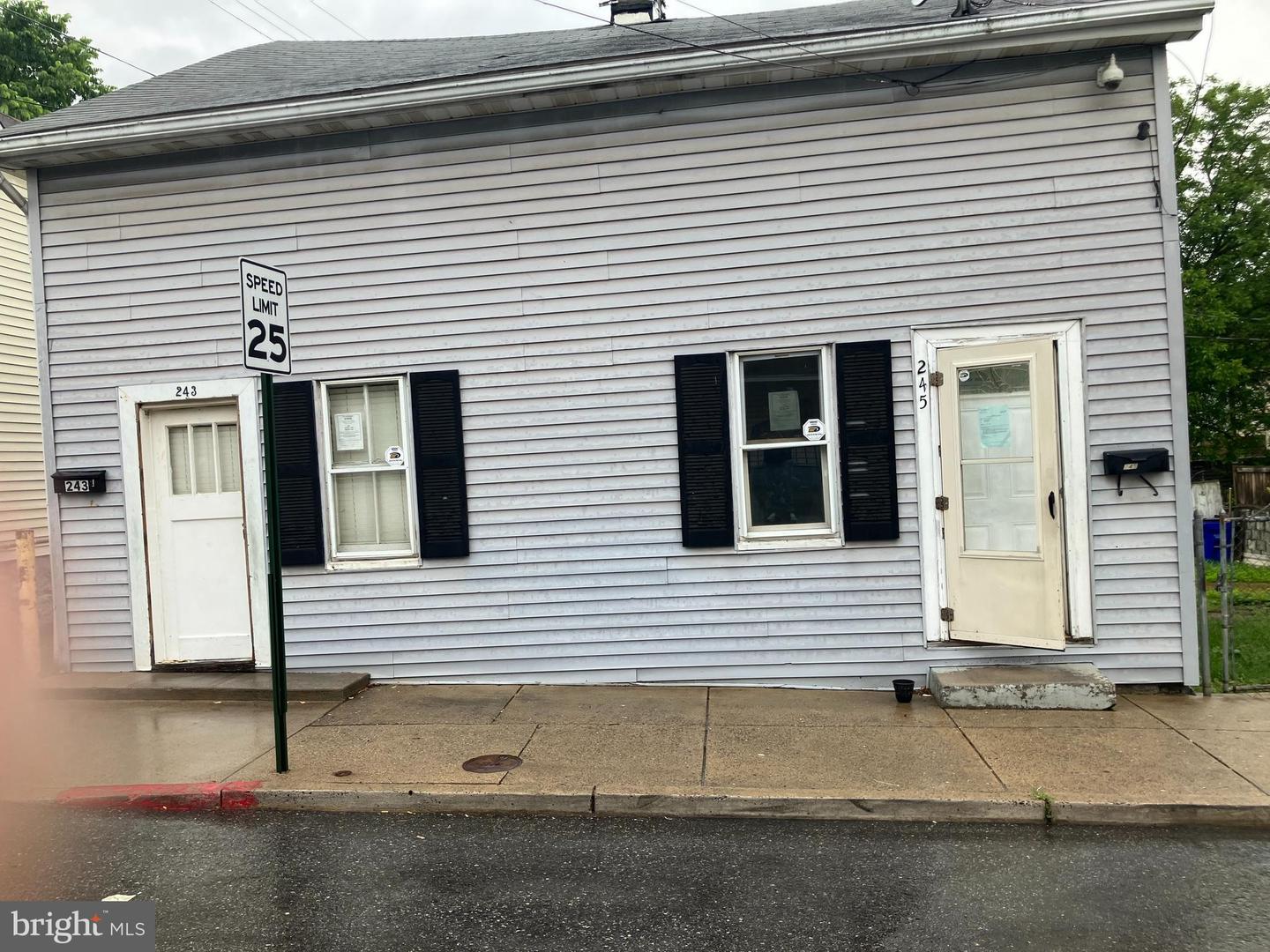 243-245 Winter Street, Hagerstown