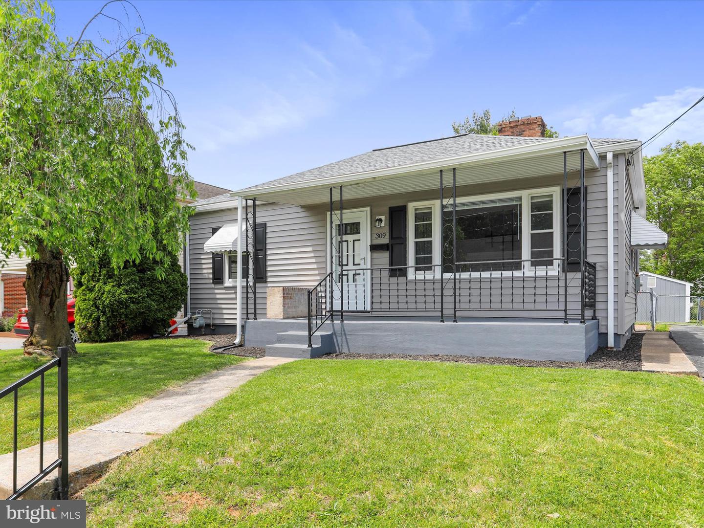 309 Avon Road, Hagerstown