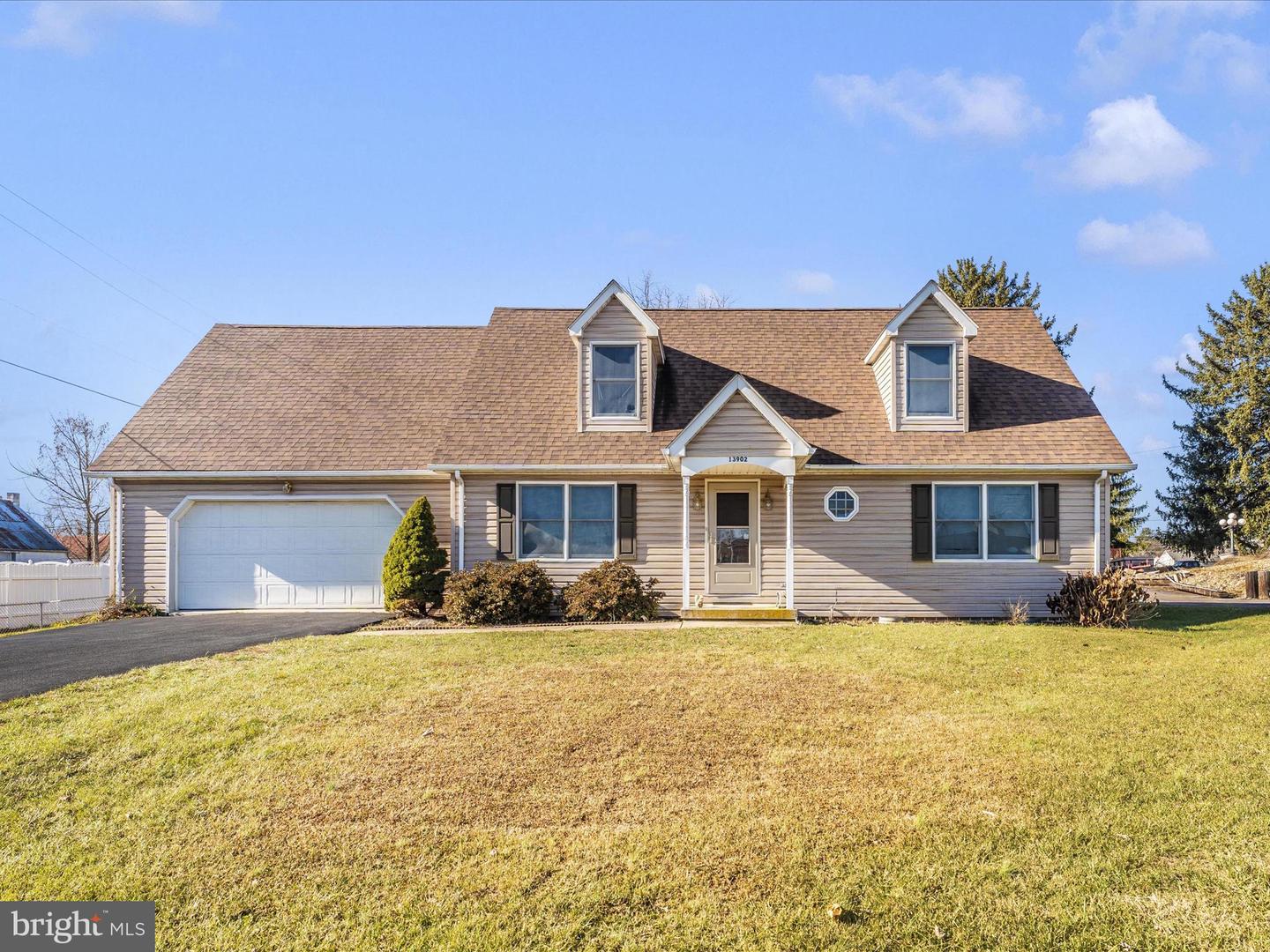 13902 Weaver Avenue, Maugansville
