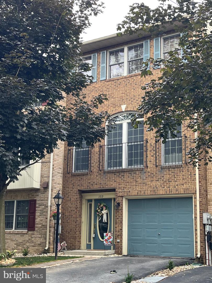 1019 Lindsay Lane, Hagerstown