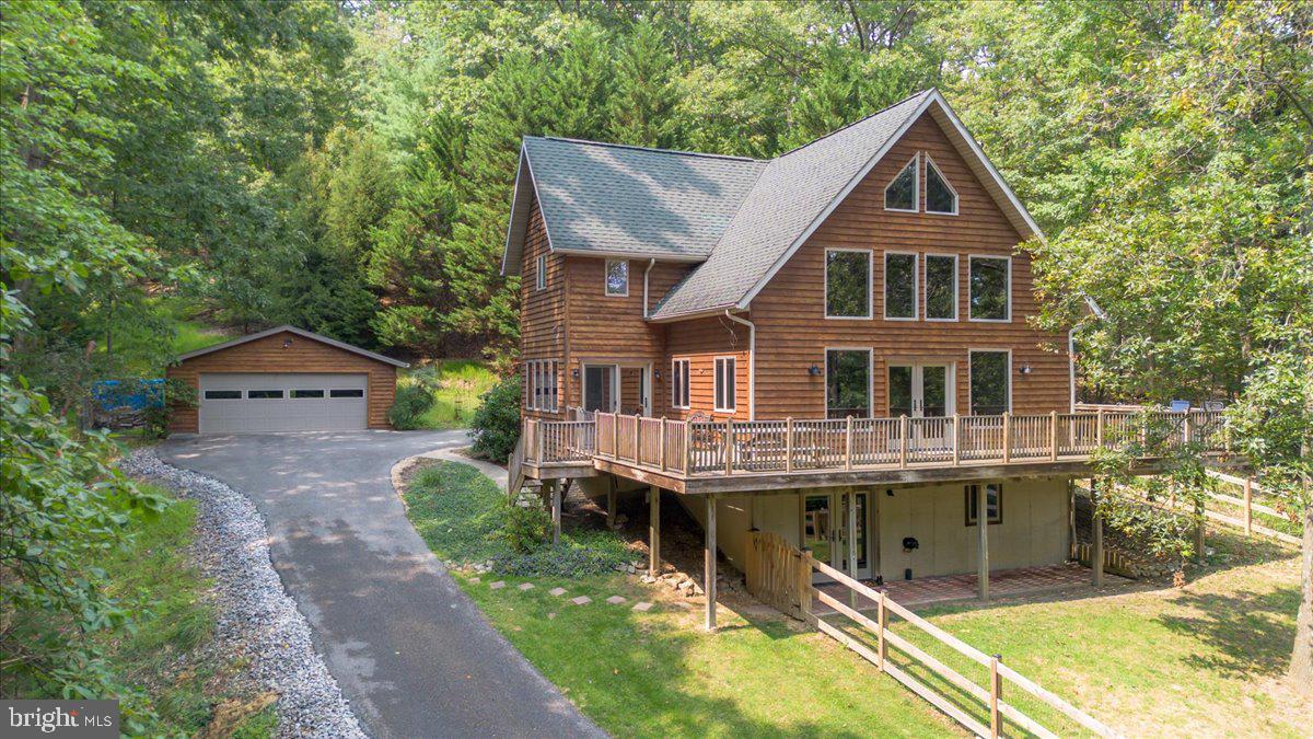 19333 Porterstown Road, Keedysville