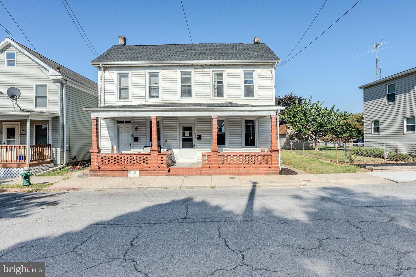 1037 &amp; 1037 1/2 Spruce Street, Hagerstown
