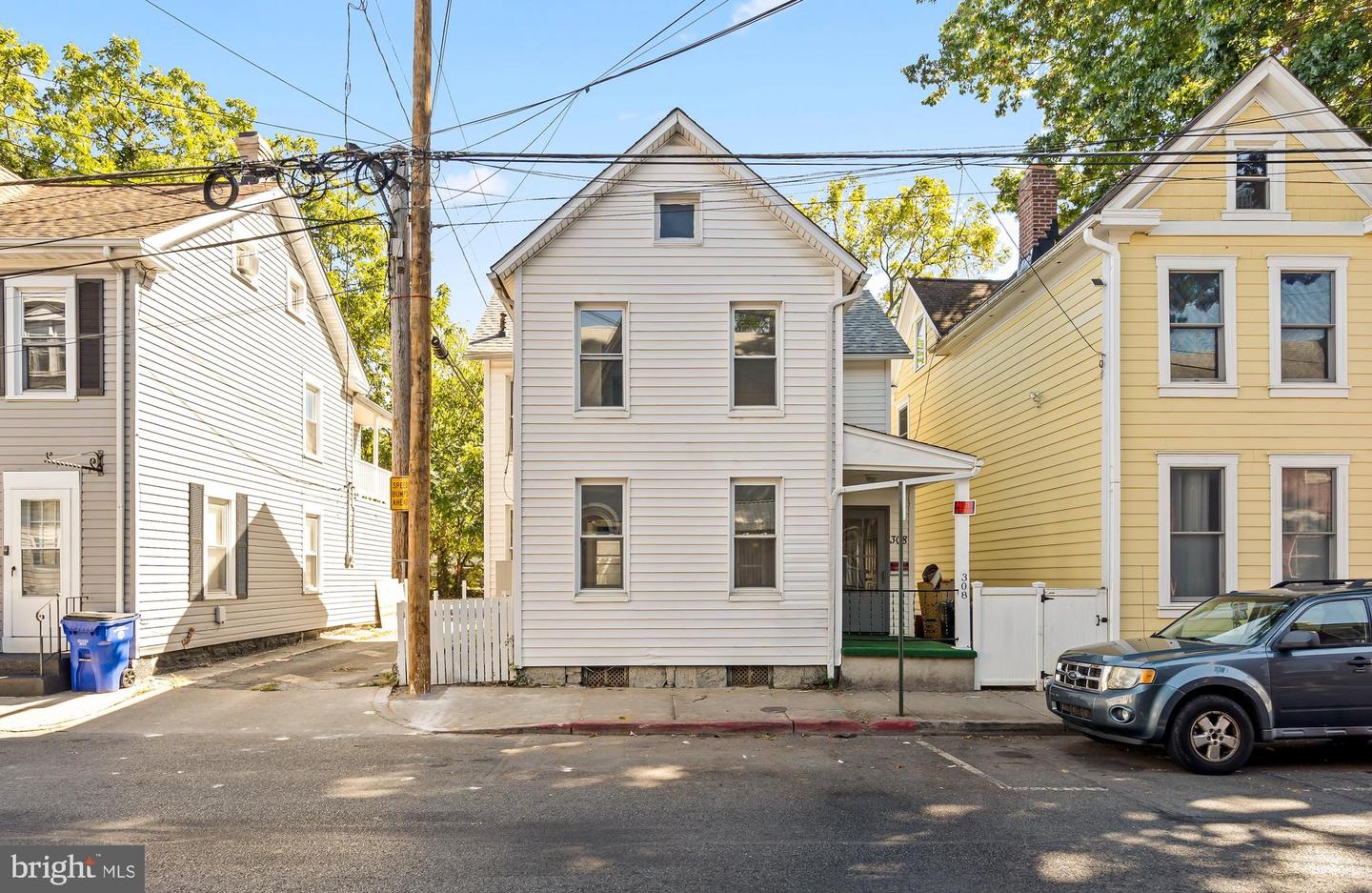 308 Locust Street, Hagerstown