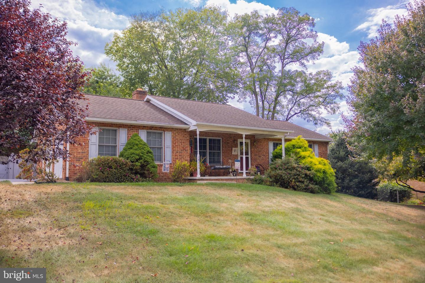 18213 Summerlin Drive, Hagerstown