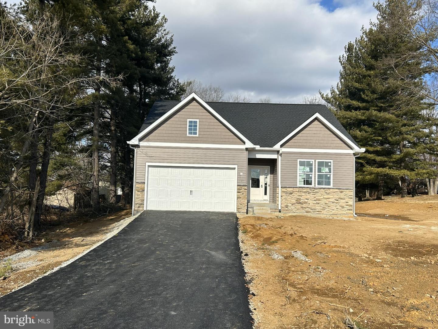 18218 Summerlin Drive, Hagerstown