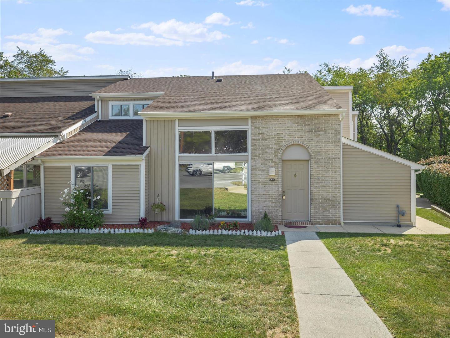1672 Woodlands Run