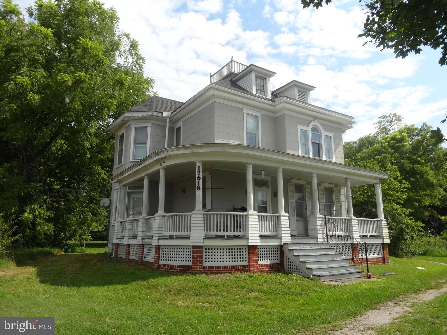 17618 Lappans Road, Saint James