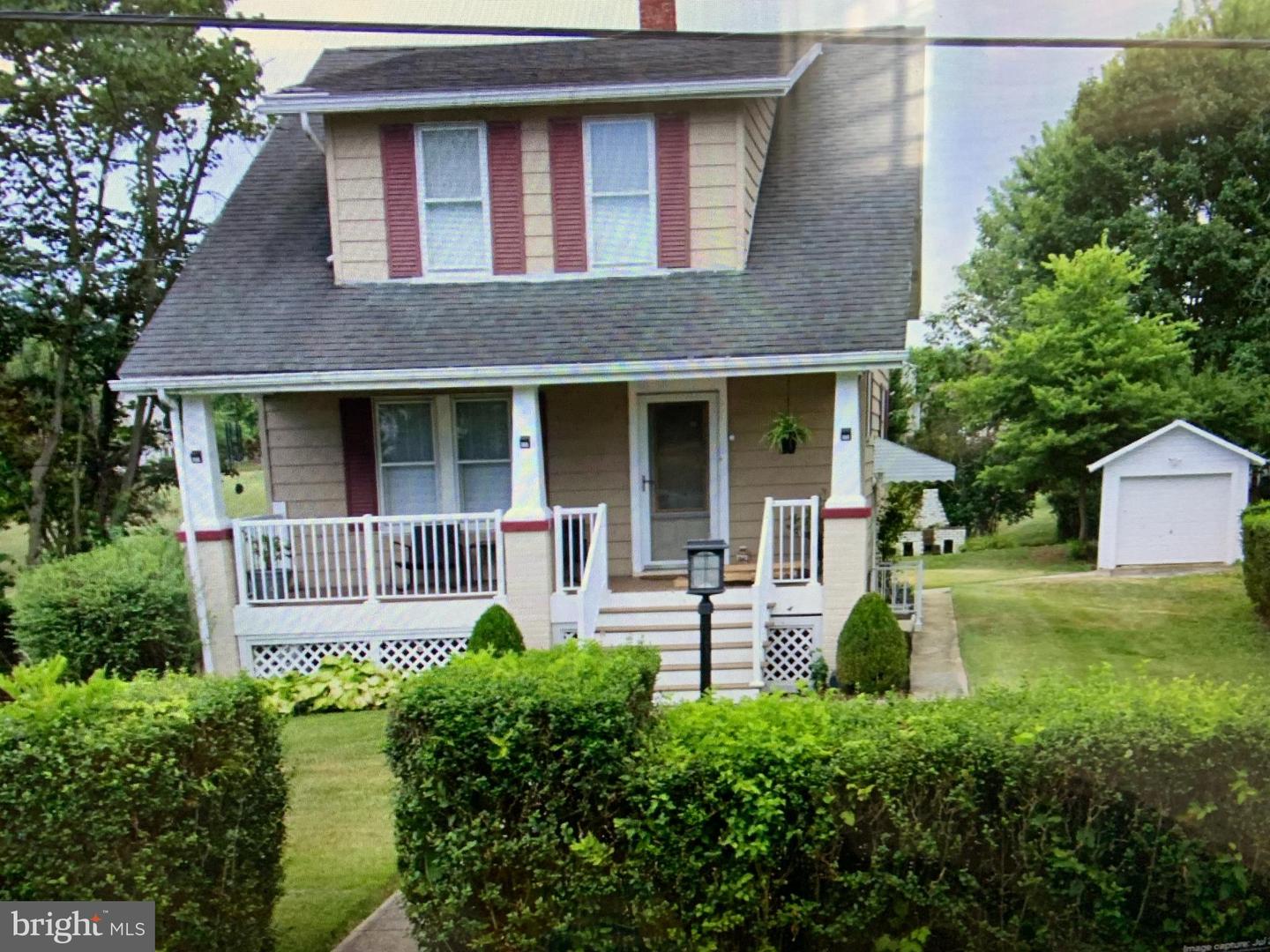 12207 W Lawn Lane