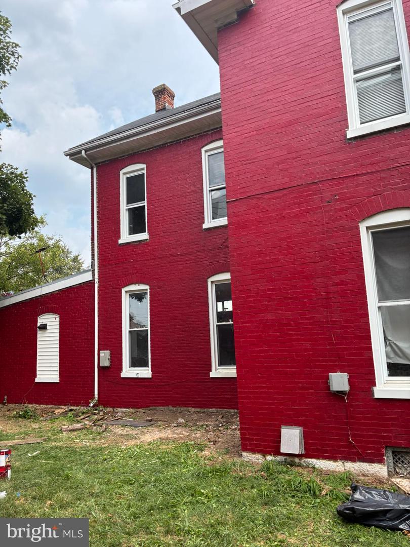 542 Salem Avenue