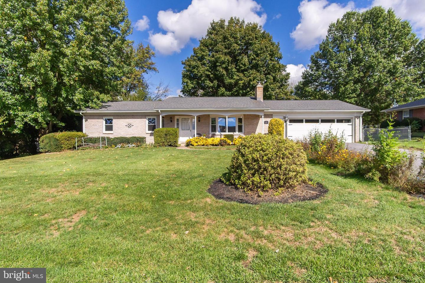 8 Brightwood Drive, Hagerstown