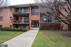 1631 Edgewood Place #104