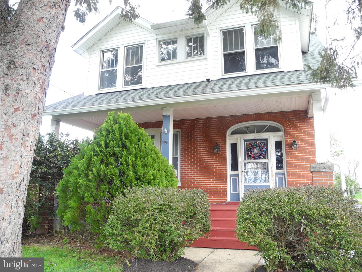 1048 S Potomac St