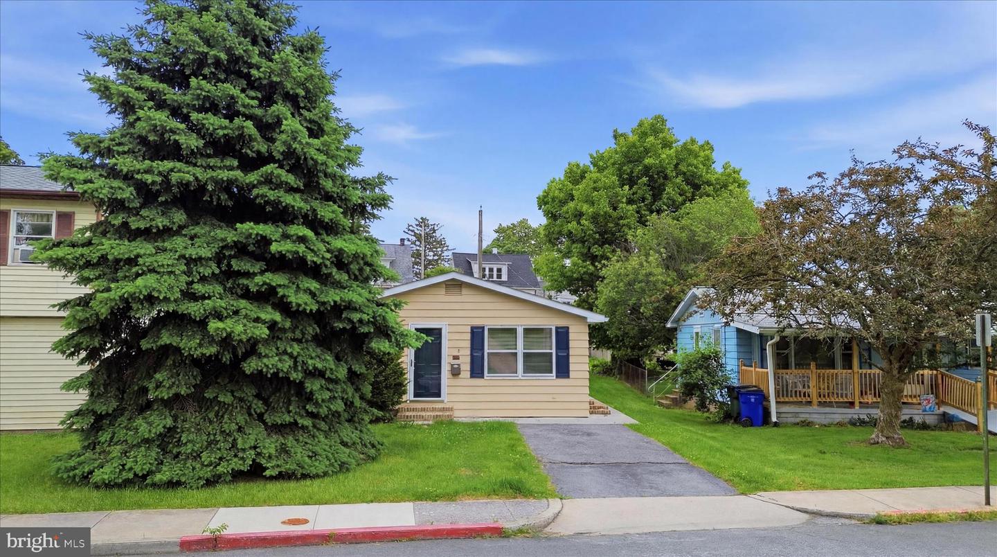 860 Pine Street, Hagerstown