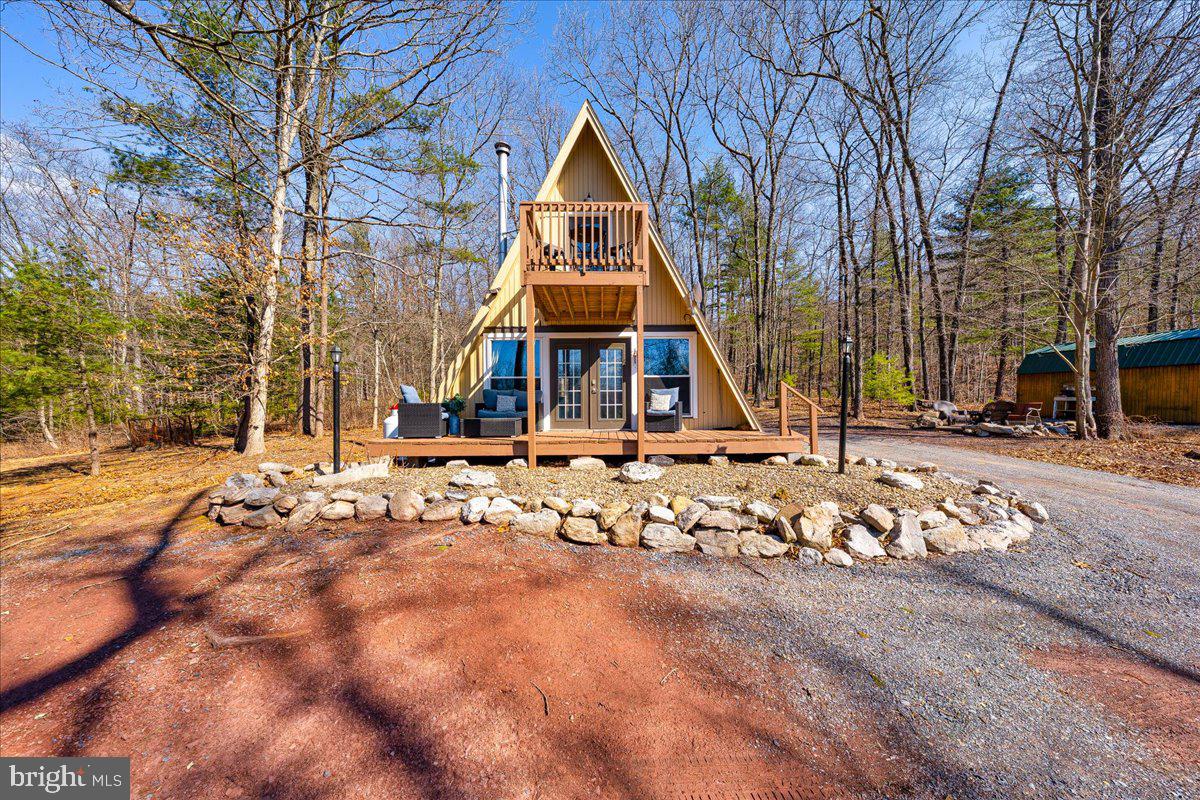 14141 Roberts Road, Hancock
