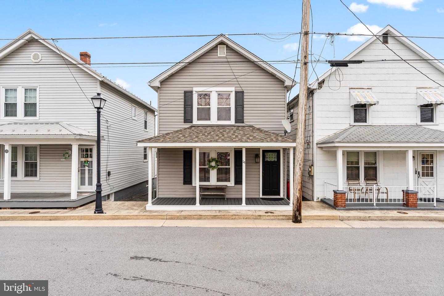17 N Martin Street, Clear Spring