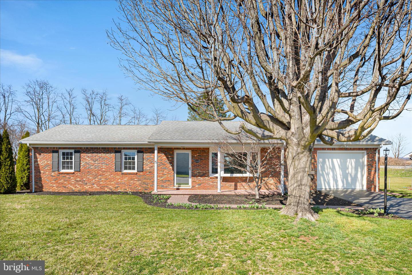 22120 Holiday Drive, Smithsburg
