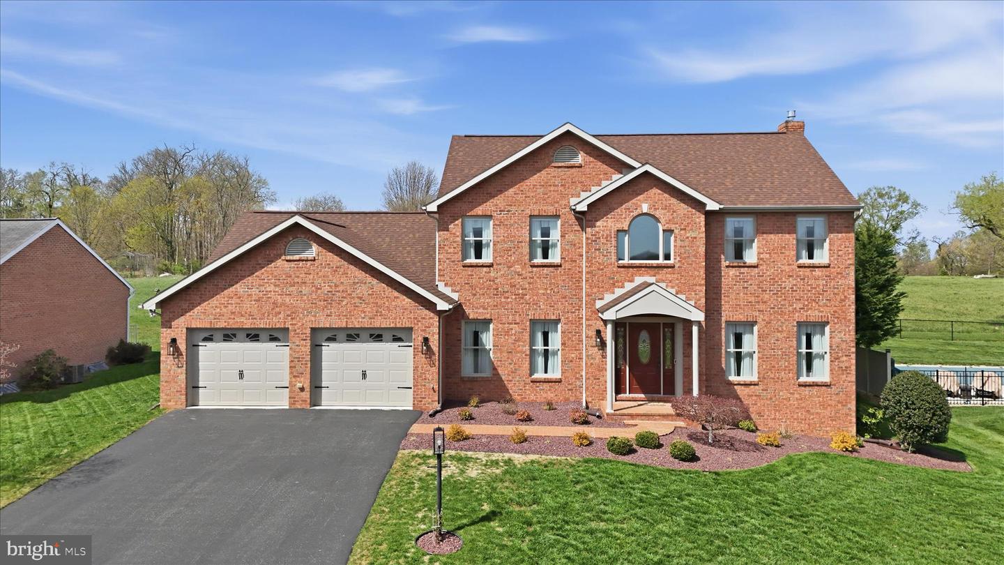 220 Montclair Court, Hagerstown