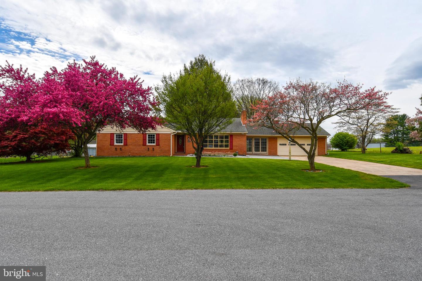 17527 Woodlawn Drive, Hagerstown