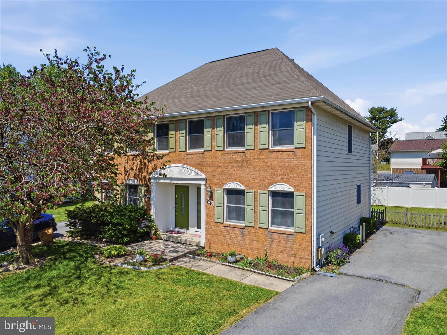 1040 Hampton Circle, Hagerstown