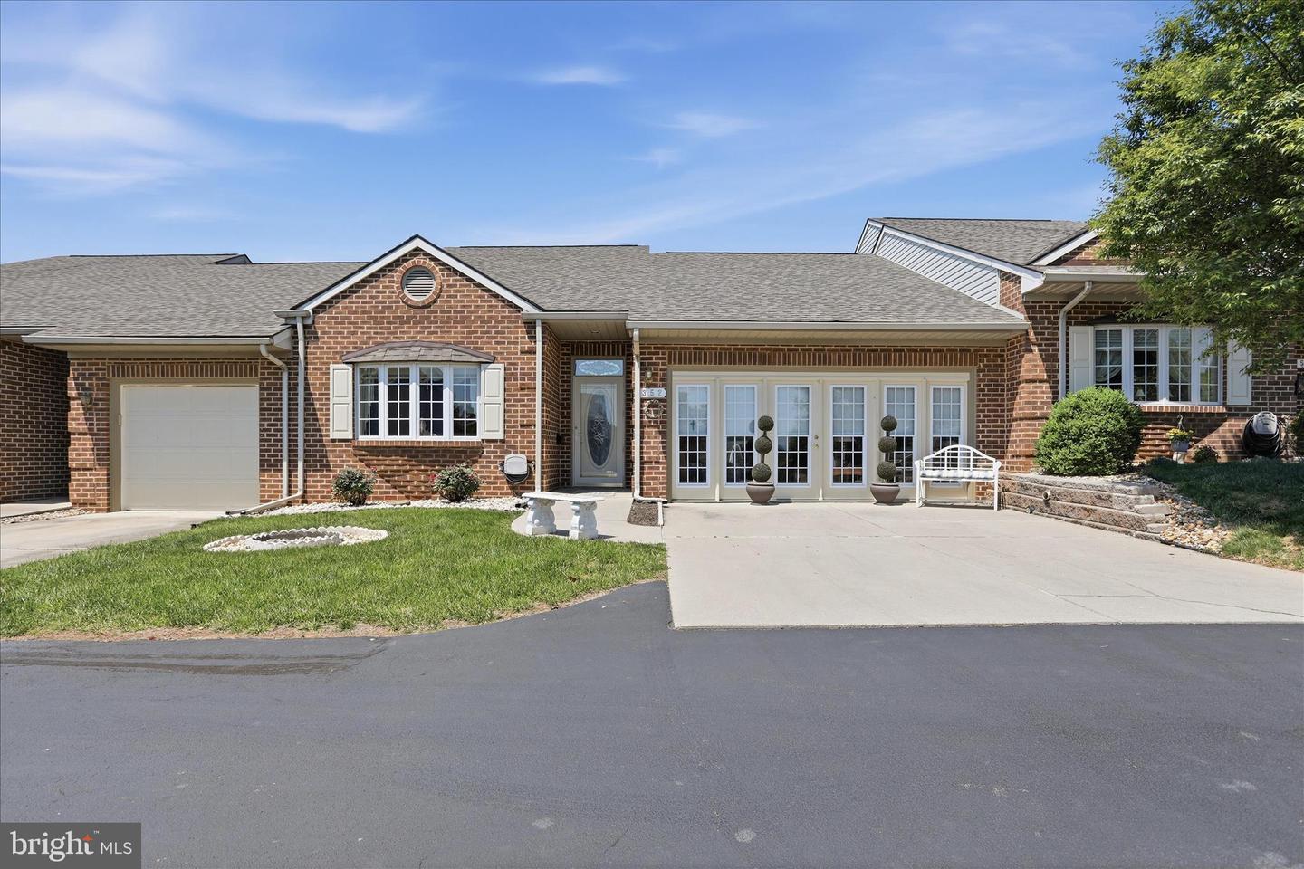 352 Sunbrook Lane #117, Hagerstown