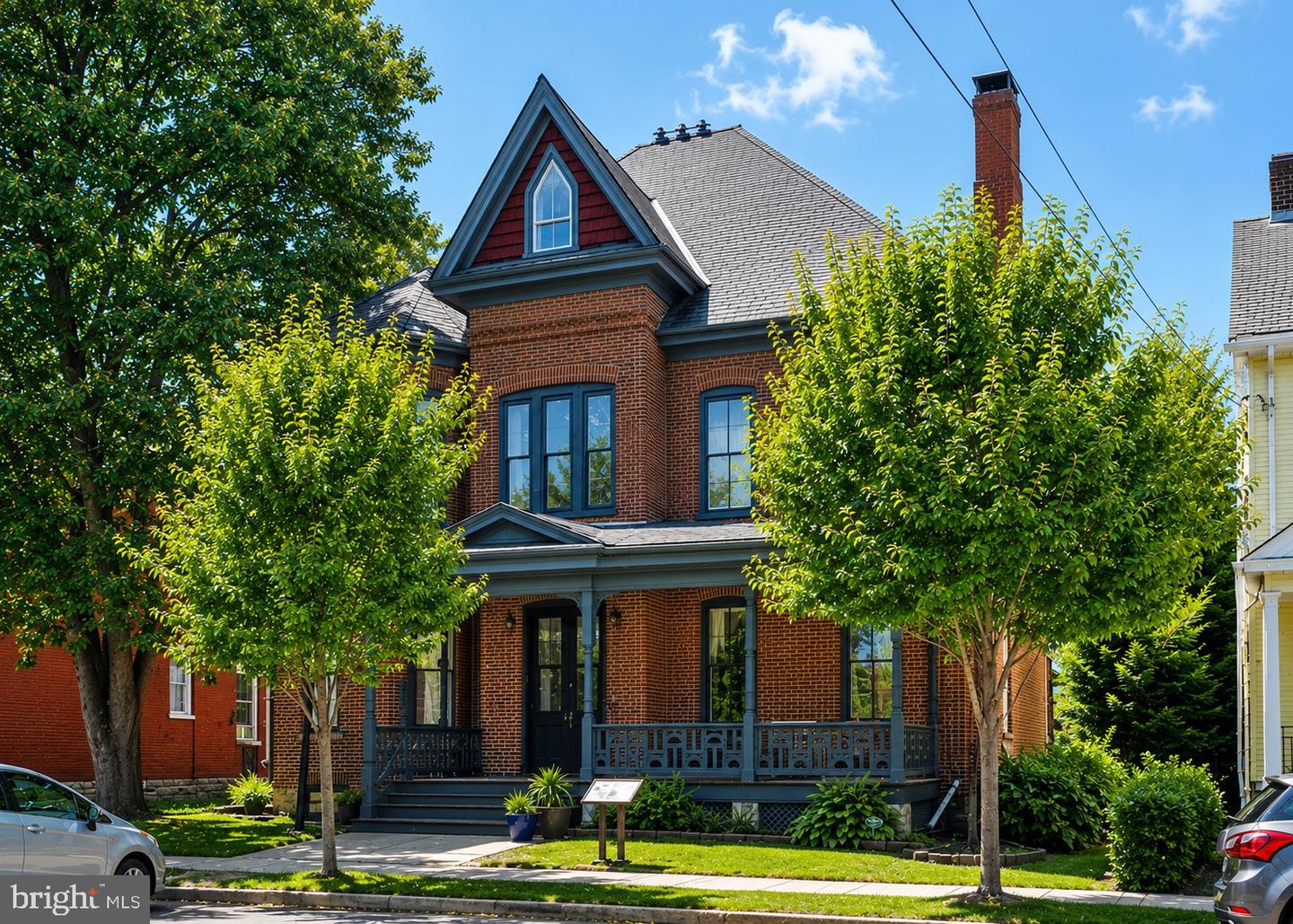 525 N Locust Street