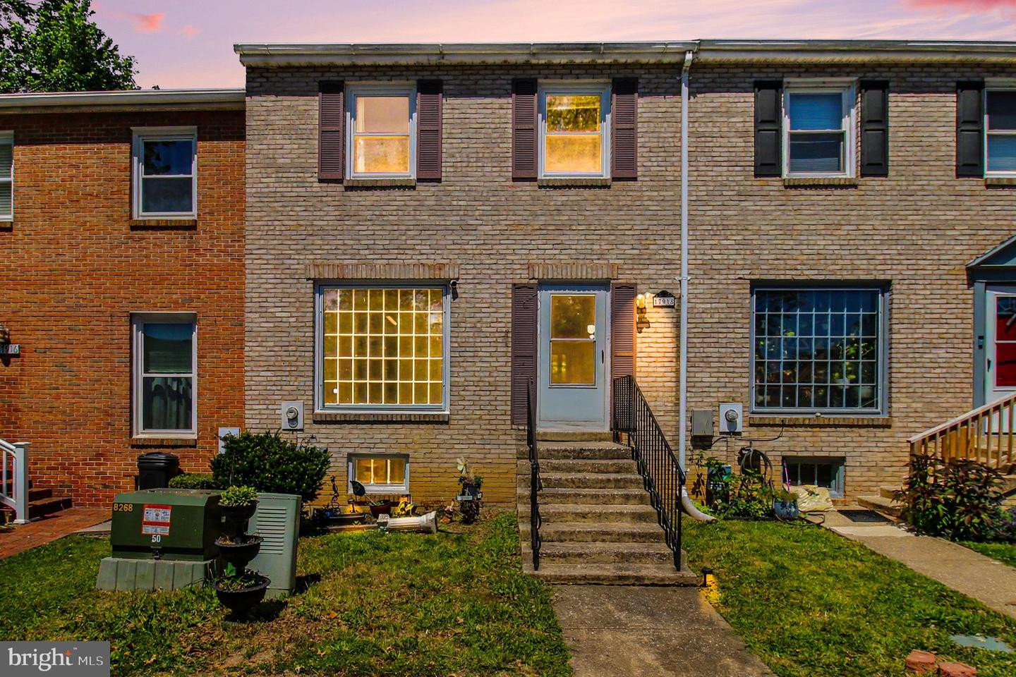 17918 Hickory Lane