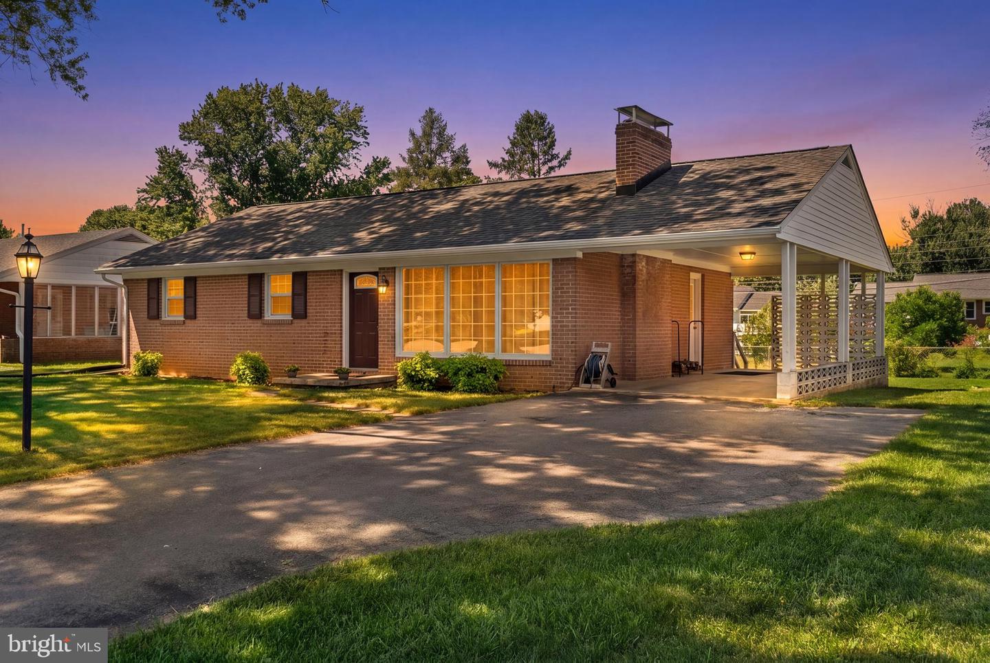 11 Catawba Place