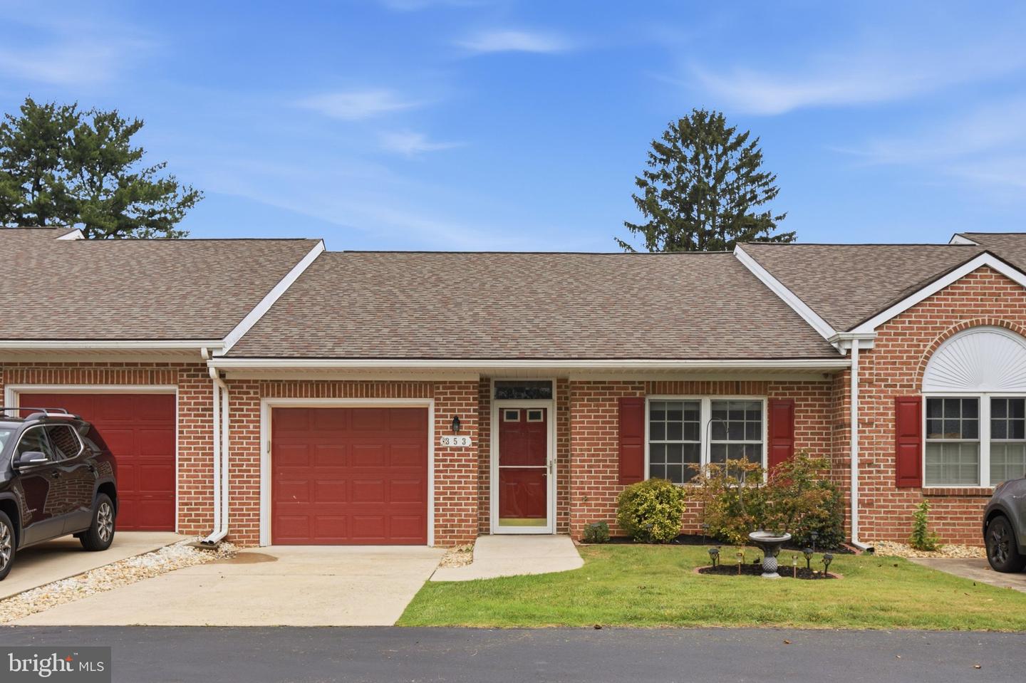 353 Sunbrook Lane #111