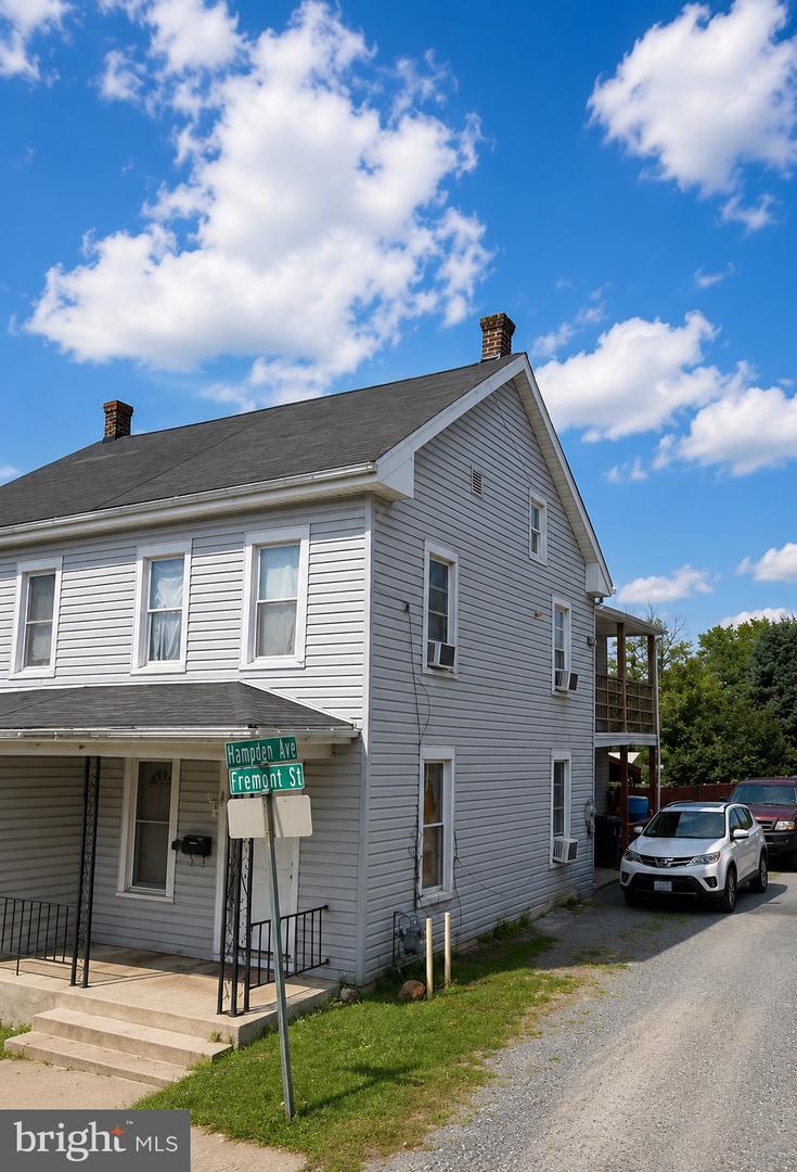 418 Freemont Street