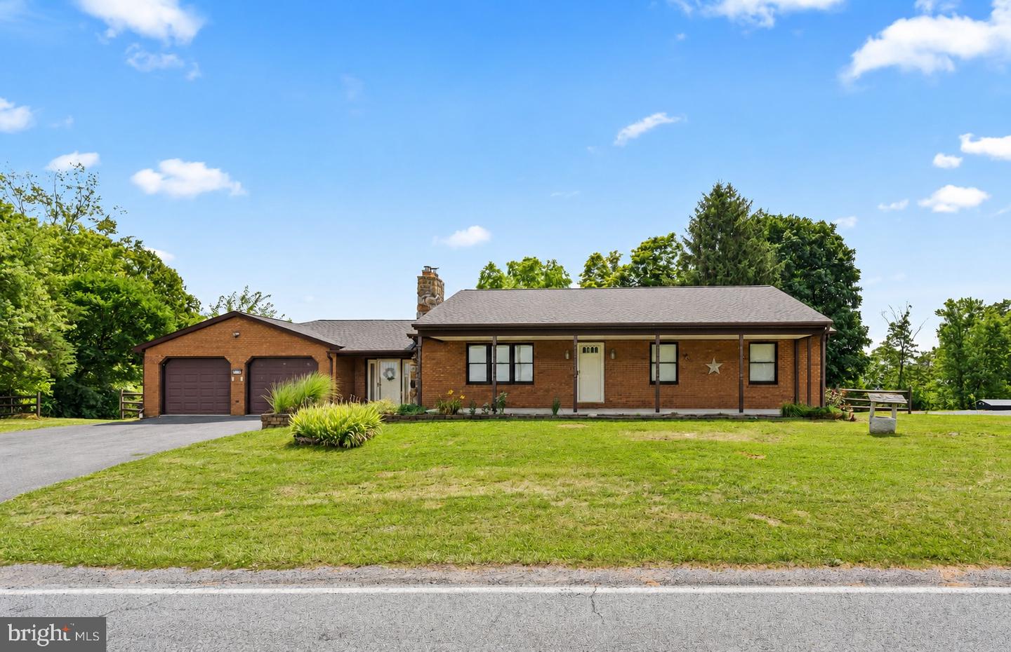 14435 White Oak Ridge, Hancock