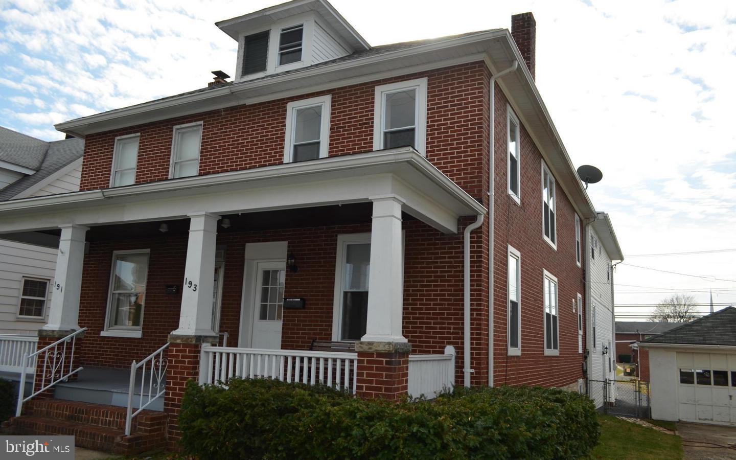 193 W Wilson Boulevard
