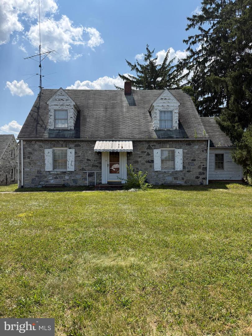 1619 Dual Highway