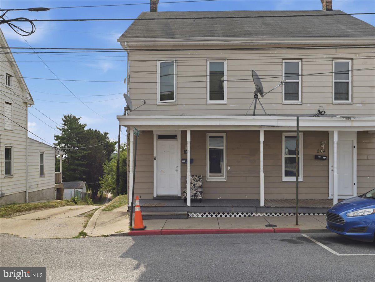 206 N Cannon Avenue