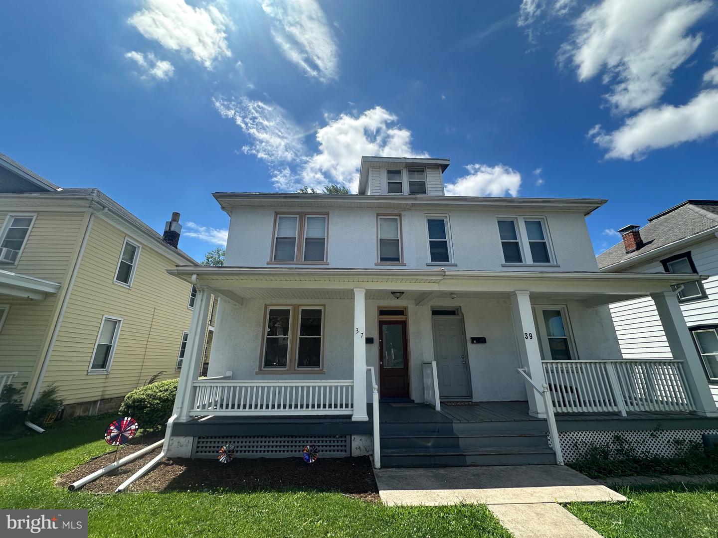 37 W Wilson Boulevard