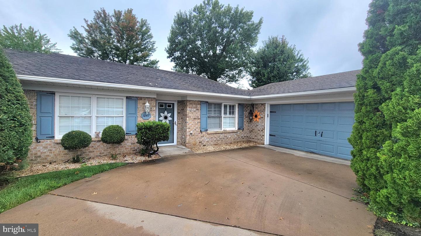 1047 Benjamin Place