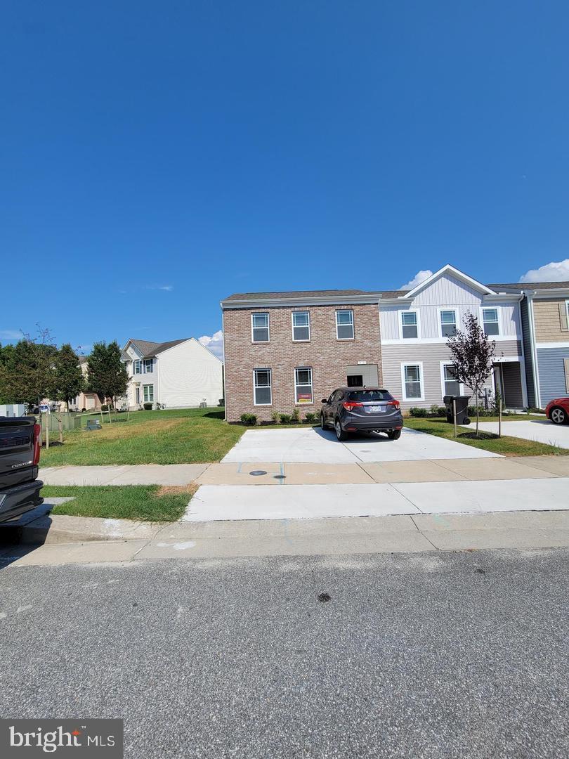 417 Stream Valley Court, Salisbury