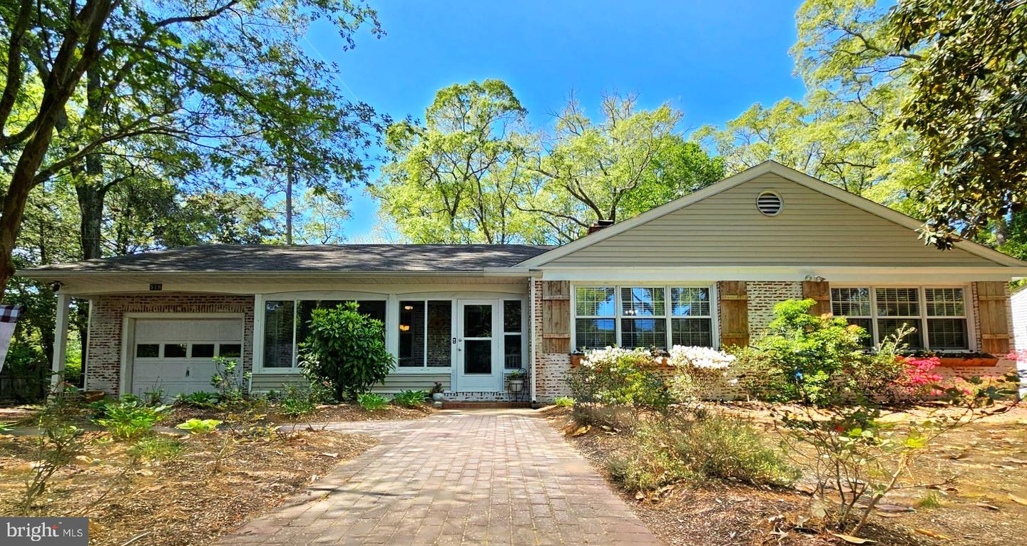 518 Pine Bluff Road, Salisbury