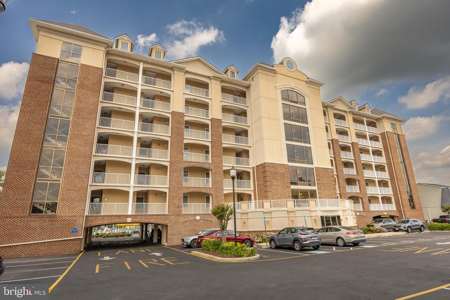 530 Riverside Drive #202, Salisbury