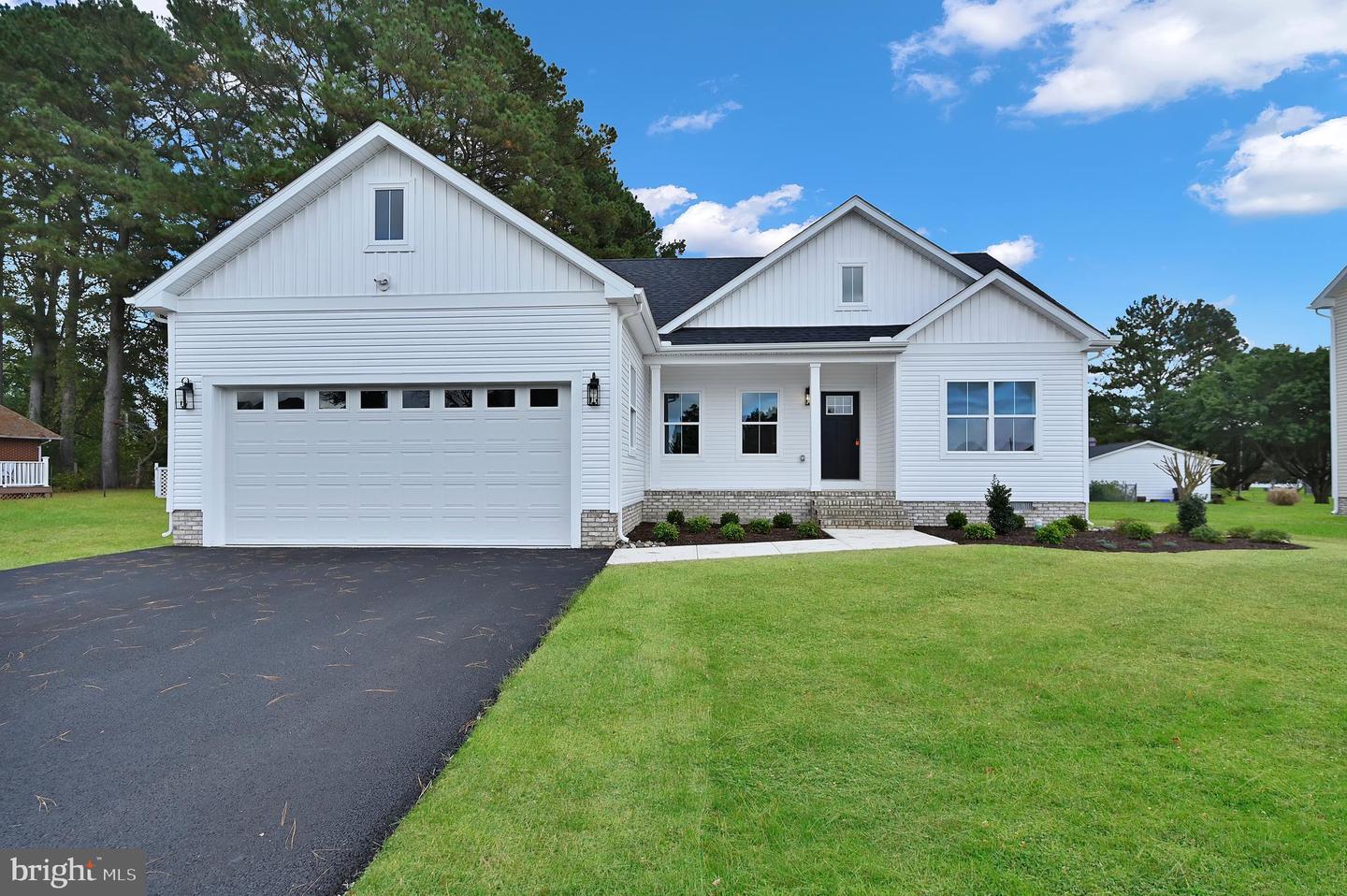 303 Viewfield Drive, Salisbury