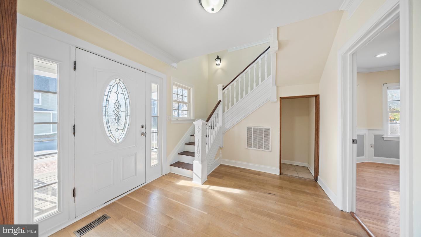 301 E Chestnut Street, Delmar
