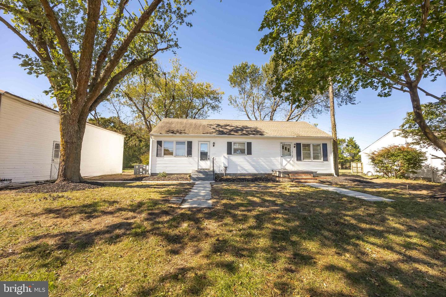 36511 3 Bridges Road, Willards